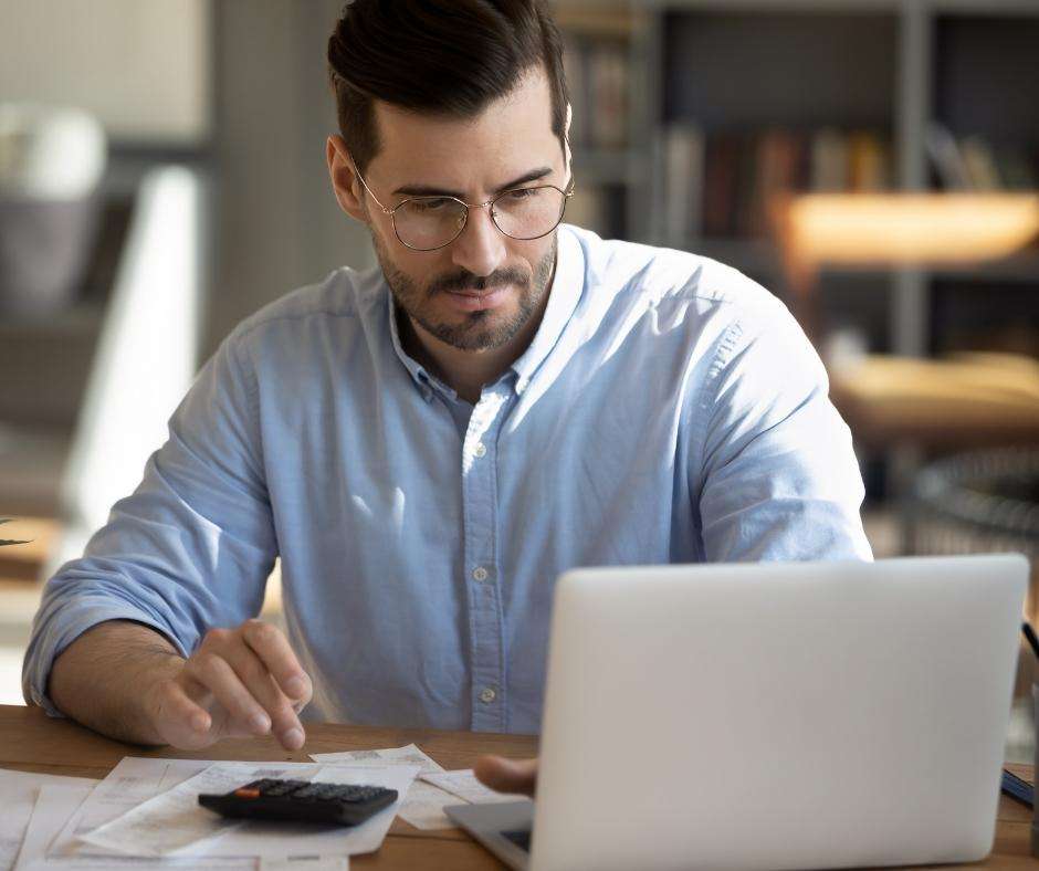 Accounting professional researches different investment accounting software solutions